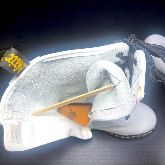 NWOB VTG Dr Martens 14 hole Tall White Boots UK 3=US 5-6 Lace up/Zip PRICE FIRM - Picture 9 of 16